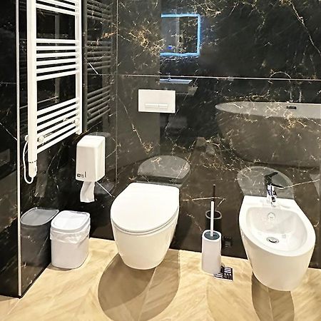 Hotel Delta Premium Durres Bagian luar foto