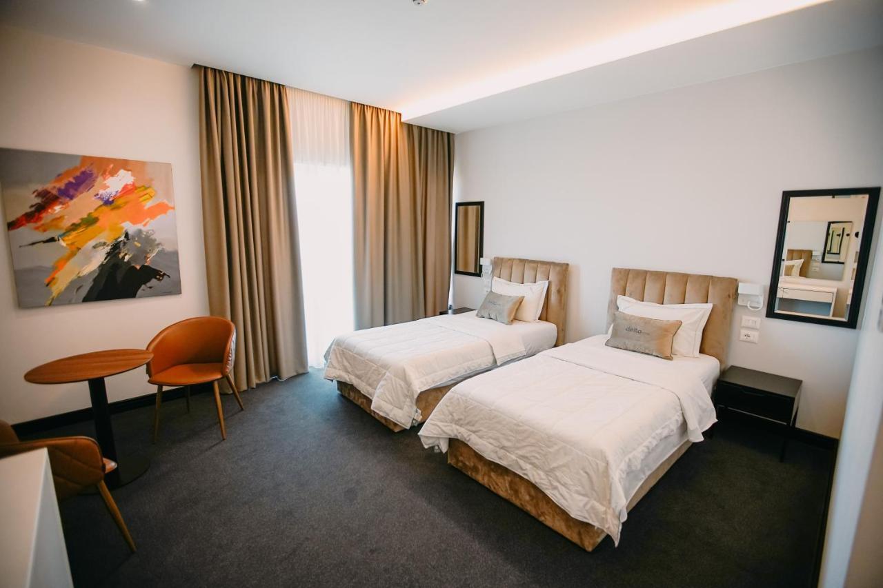 Hotel Delta Premium Durres Bagian luar foto