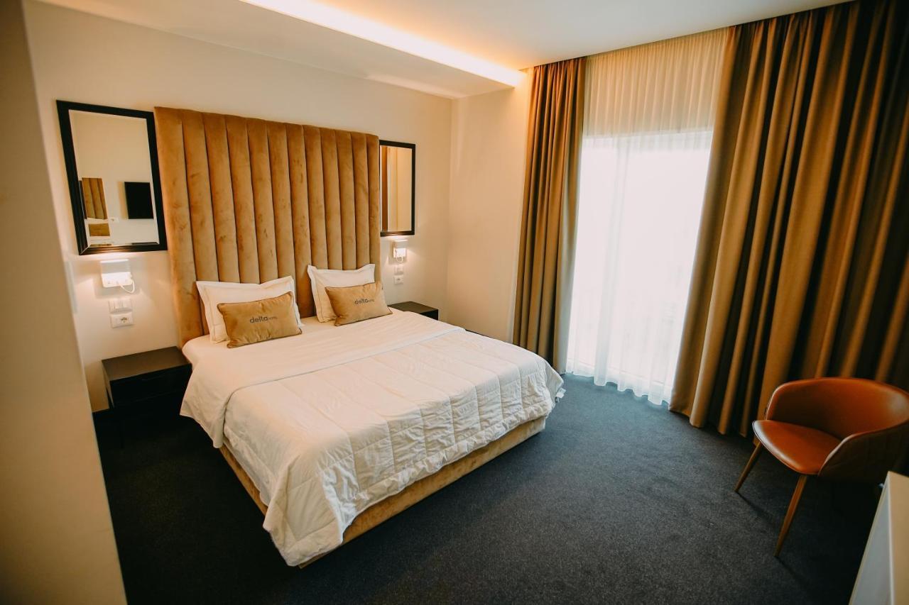 Hotel Delta Premium Durres Bagian luar foto