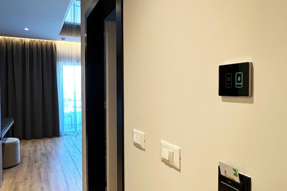 Hotel Delta Premium Durres Bagian luar foto