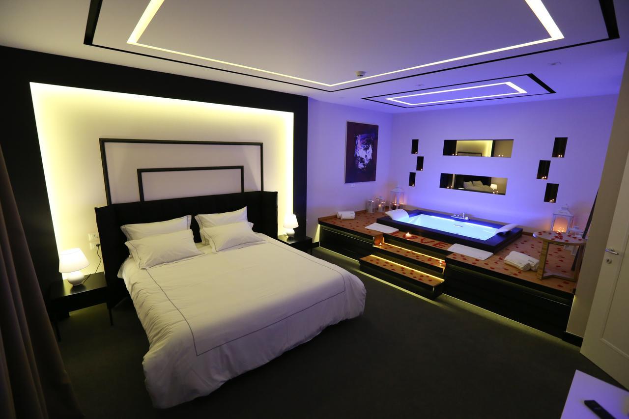 Hotel Delta Premium Durres Bagian luar foto